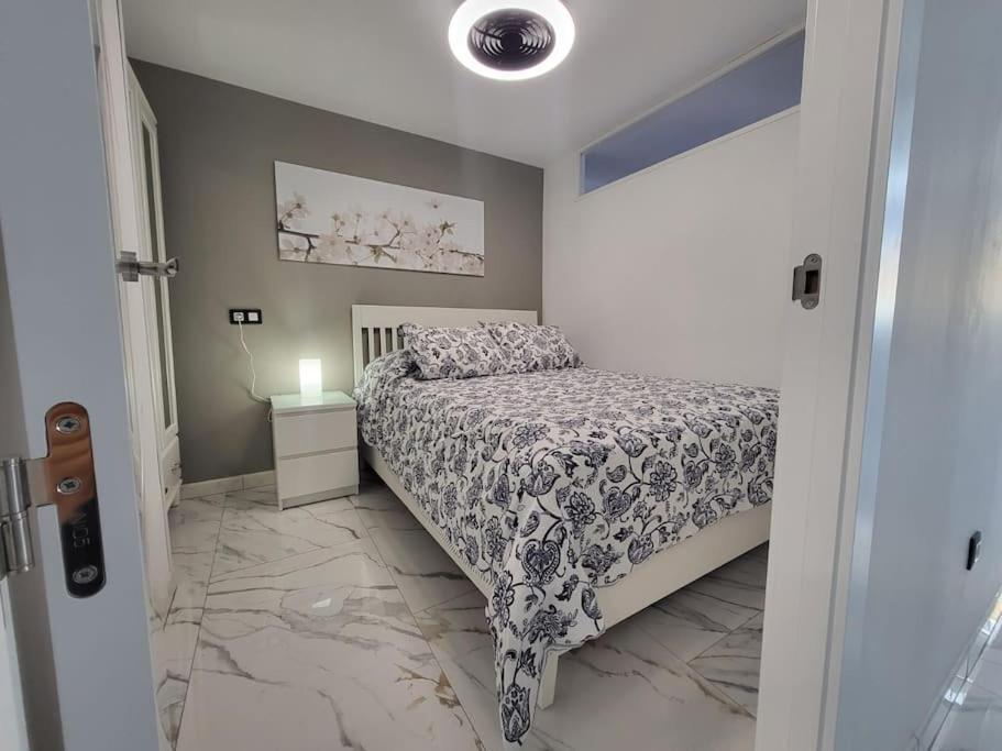 Las Canteras New 2 Bedrooms Flat At The Beach Parking Optional Лас-Пальмас-де-Гран-Канария Экстерьер фото