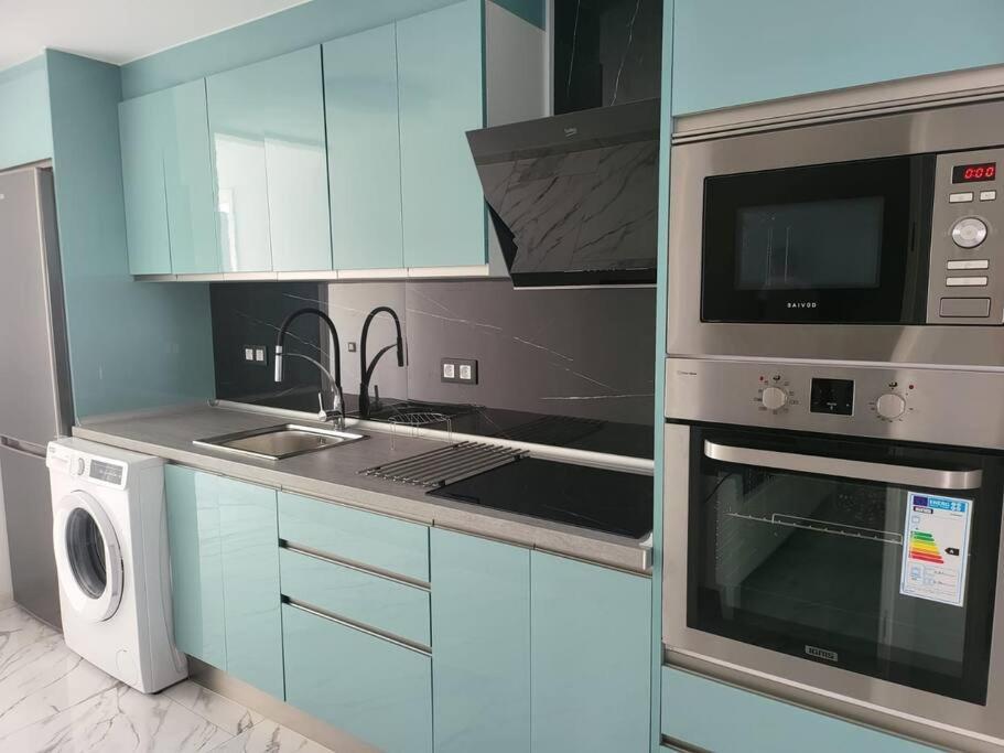 Las Canteras New 2 Bedrooms Flat At The Beach Parking Optional Лас-Пальмас-де-Гран-Канария Экстерьер фото